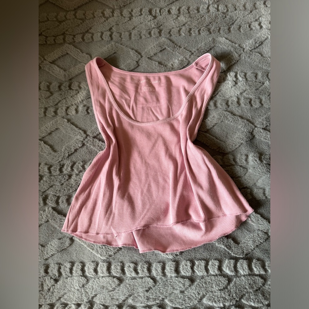 🌟 American eagle outfitters pink tank top